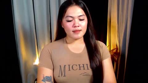Snapshot of venus_colly chatting on 04-29-26, 01:53 I am Colly Your mystery girl online show from 04-29-26, 01:53