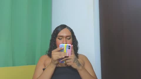 Luisa online show from 12-05-24, 02:09