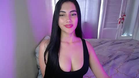 Snapshot of venus_starmodel chatting on 12-18-24, 08:25 Venus online show from 12-18-24, 08:25