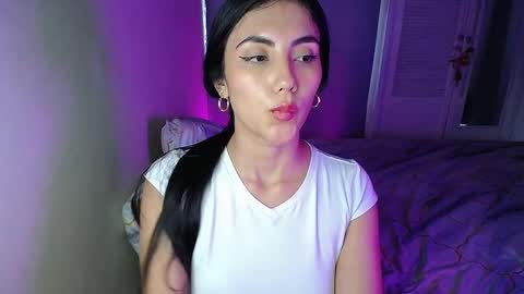 Snapshot of venus_starmodel chatting on 12-23-24, 10:23 Venus online show from 12-23-24, 10:23