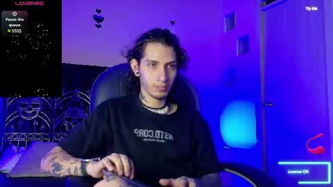 vergil_noir online show from 06-12-26, 03:38