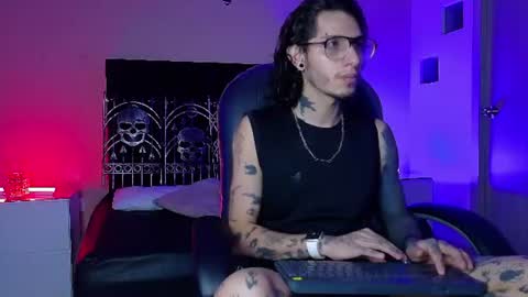 vergil_noir online show from 06-19-26, 04:28