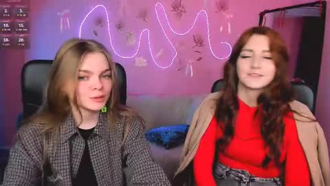 Snapshot of veronica_bubble chatting on 04-22-26, 07:26 Ronni online show from 04-22-26, 07:26
