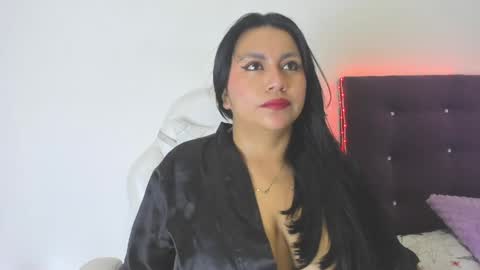 veronicaa_squirt online show from 05-19-26, 03:02