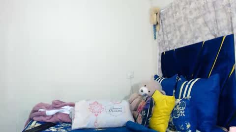 Snapshot of veronicarod1 chatting on 05-01-26, 12:15 veronicarod1 online show from 05-01-26, 12:15