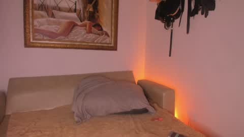 veronicasmith_os online show from 06-24-26, 09:14