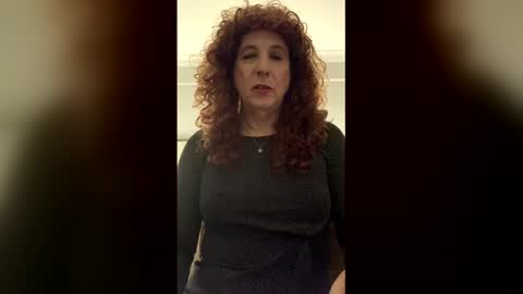 Veronica online show from 12-18-25, 03:23