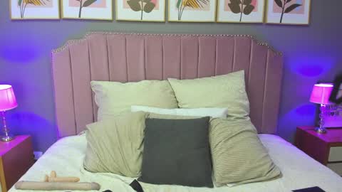 Veronica  online show from 01-22-25, 06:20