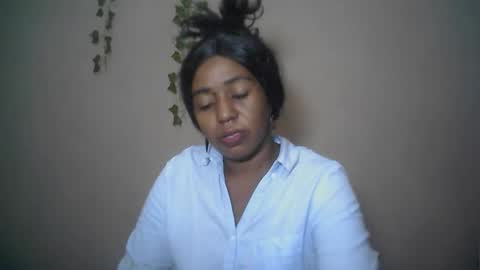 verronique1511 online show from 04-10-26, 03:56