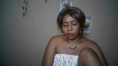 Snapshot of verronique1511 chatting on 04-28-26, 10:26 verronique1511 online show from 04-28-26, 10:26