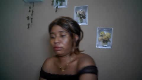 Snapshot of verronique1511 chatting on 04-29-26, 05:52 verronique1511 online show from 04-29-26, 05:52