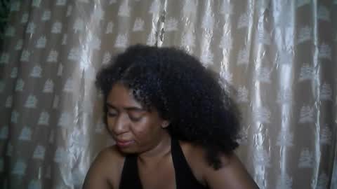 Snapshot of verronique1511 chatting on 05-14-26, 12:39 verronique1511 online show from 05-14-26, 12:39