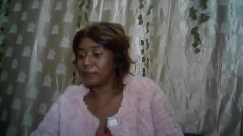 Snapshot of verronique1511 chatting on 05-19-26, 02:29 verronique1511 online show from 05-19-26, 02:29