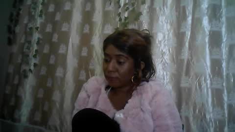 Snapshot of verronique1511 chatting on 05-20-26, 05:41 verronique1511 online show from 05-20-26, 05:41