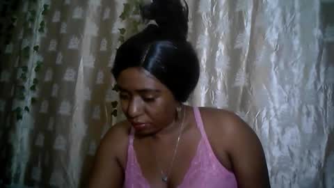 Snapshot of verronique1511 chatting on 05-29-26, 12:14 verronique1511 online show from 05-29-26, 12:14