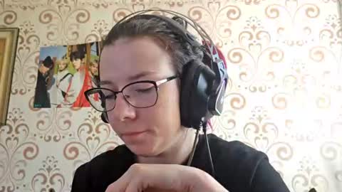 Snapshot of versieskains chatting on 08-03-26, 08:13 versieskains online show from 08-03-26, 08:13