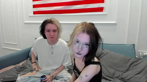 veryraretwins online show from 06-01-26, 07:43