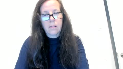 Snapshot of verysassypeachgoddess chatting on 06-22-26, 12:35 verysassypeachgoddess online show from 06-22-26, 12:35