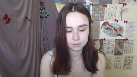 Snapshot of veryveryvery_shy chatting on 12-23-25, 09:29 veryveryvery_shy online show from 12-23-25, 09:29