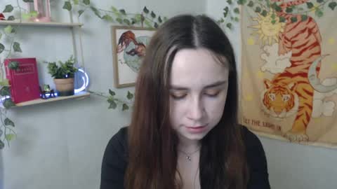 Snapshot of veryveryvery_shy chatting on 04-04-26, 05:27 veryveryvery_shy online show from 04-04-26, 05:27