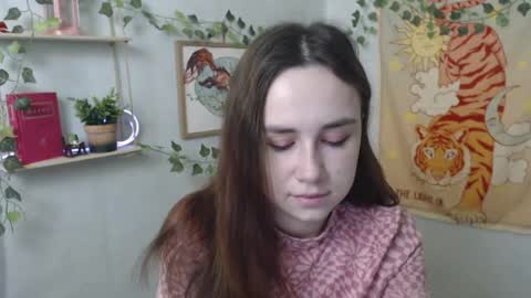 Snapshot of veryveryvery_shy chatting on 04-06-26, 05:19 veryveryvery_shy online show from 04-06-26, 05:19
