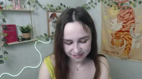 Snapshot of veryveryvery_shy chatting on 04-18-26, 05:50 veryveryvery_shy online show from 04-18-26, 05:50