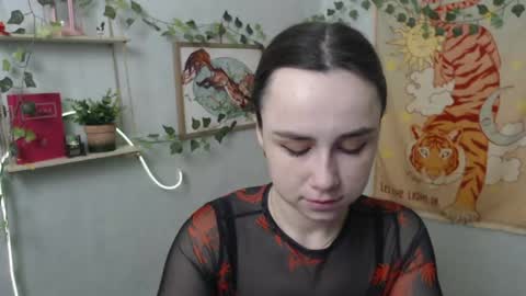 Snapshot of veryveryvery_shy chatting on 04-23-26, 06:03 veryveryvery_shy online show from 04-23-26, 06:03
