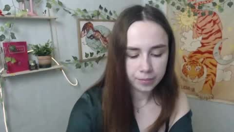Snapshot of veryveryvery_shy chatting on 04-25-26, 05:43 veryveryvery_shy online show from 04-25-26, 05:43
