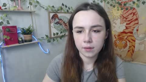 Snapshot of veryveryvery_shy chatting on 04-26-26, 05:16 veryveryvery_shy online show from 04-26-26, 05:16