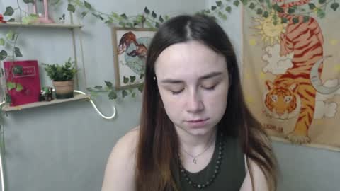 Snapshot of veryveryvery_shy chatting on 04-30-26, 05:36 veryveryvery_shy online show from 04-30-26, 05:36