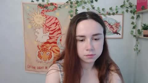 Snapshot of veryveryvery_shy chatting on 05-14-26, 06:31 veryveryvery_shy online show from 05-14-26, 06:31