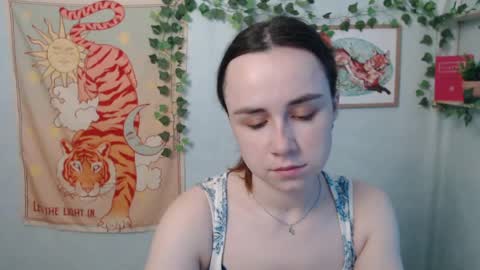 Snapshot of veryveryvery_shy chatting on 05-21-26, 05:47 veryveryvery_shy online show from 05-21-26, 05:47