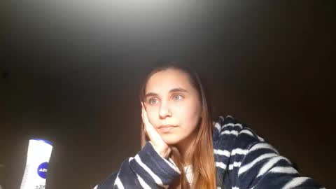 Snapshot of vesperlyn chatting on 12-04-25, 09:23 Dasha online show from 12-04-25, 09:23