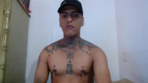 Snapshot of vicctorzc chatting on 03-26-26, 09:09 Victor cardenas online show from 03-26-26, 09:09