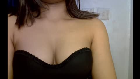 Snapshot of vicky2good chatting on 07-15-26, 02:06 Assy online show from 07-15-26, 02:06
