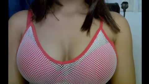 Snapshot of vicky2good chatting on 07-16-26, 12:11 Assy online show from 07-16-26, 12:11