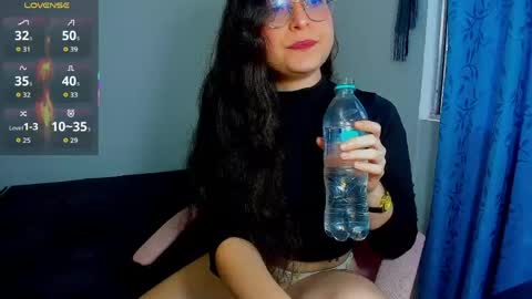 Vicky online show from 05-27-26, 10:40