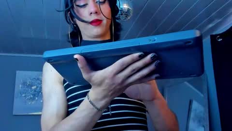  Vicky  online show from 05-01-26, 02:10