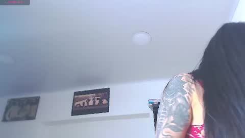 Snapshot of vicky_hotmilf chatting on 07-06-26, 03:03 Vicky online show from 07-06-26, 03:03