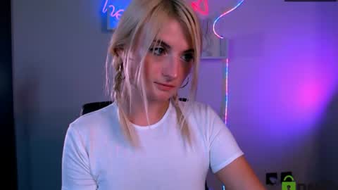 vicky_kim online show from 08-09-26, 03:23