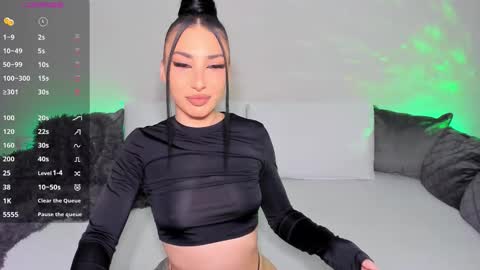 Vicky Boo online show from 01-19-26, 07:56