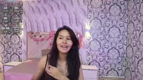 Snapshot of victoria1_tay chatting on 05-26-26, 08:05 victoria1_tay online show from 05-26-26, 08:05