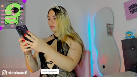 Victoria  independent model online show from 04-04-26, 02:58