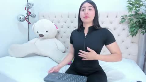 Victoria online show from 04-02-26, 07:44