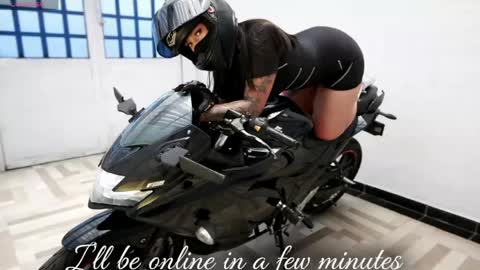 Snapshot of victoria_collinns chatting on 04-18-26, 09:26 Victoria Collins online show from 04-18-26, 09:26