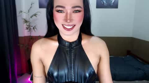 Snapshot of victoria_madness_dominatrix chatting on 04-17-26, 09:29 Victoria online show from 04-17-26, 09:29