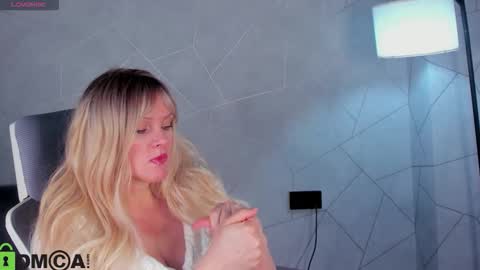 Victoria My schedule for the week 2 GMT 3am-9am TuWeThFrSa online show from 03-21-26, 01:21