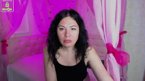 Victoria  online show from 04-27-26, 01:58