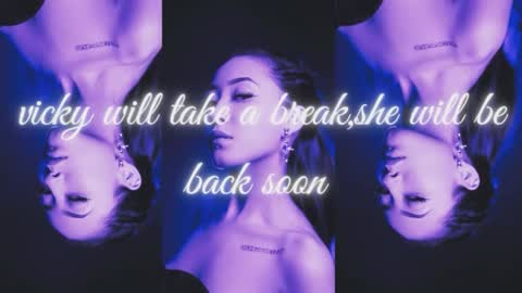 Snapshot of victoria_ricci_a chatting on 10-29-25, 02:03 Victoria online show from 10-29-25, 02:03