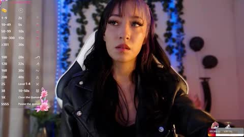 Snapshot of victoria_ricci_a chatting on 12-22-25, 09:01 Victoria online show from 12-22-25, 09:01